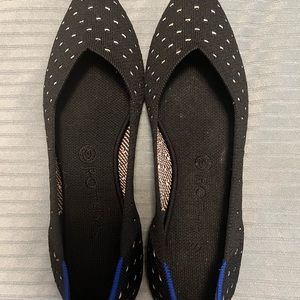 Rothy’s ivory dot points